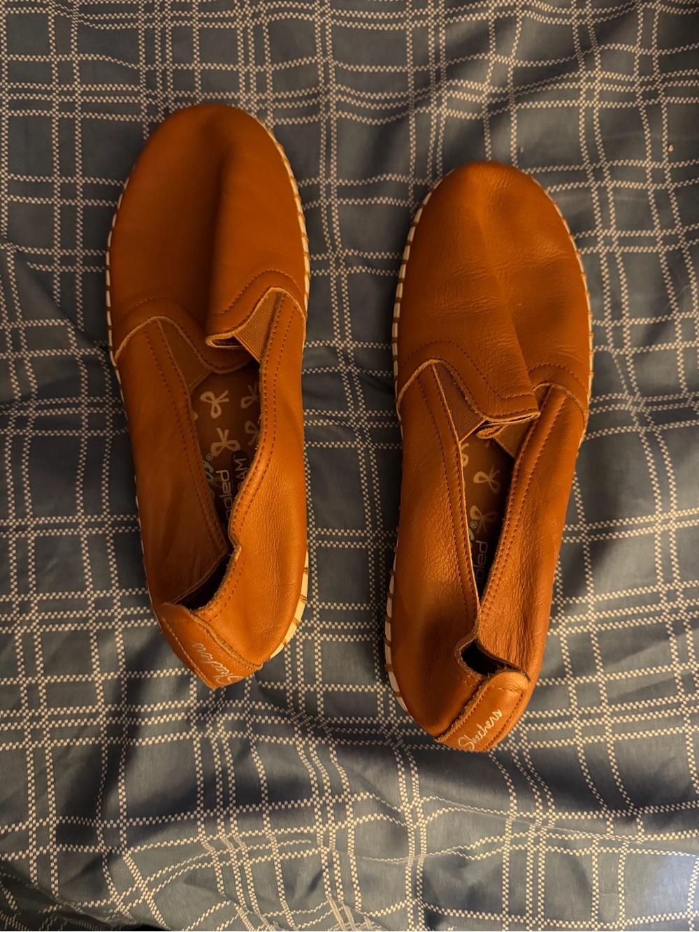 Women’s skechers Slip-On Casual Leather Shoes - Tan